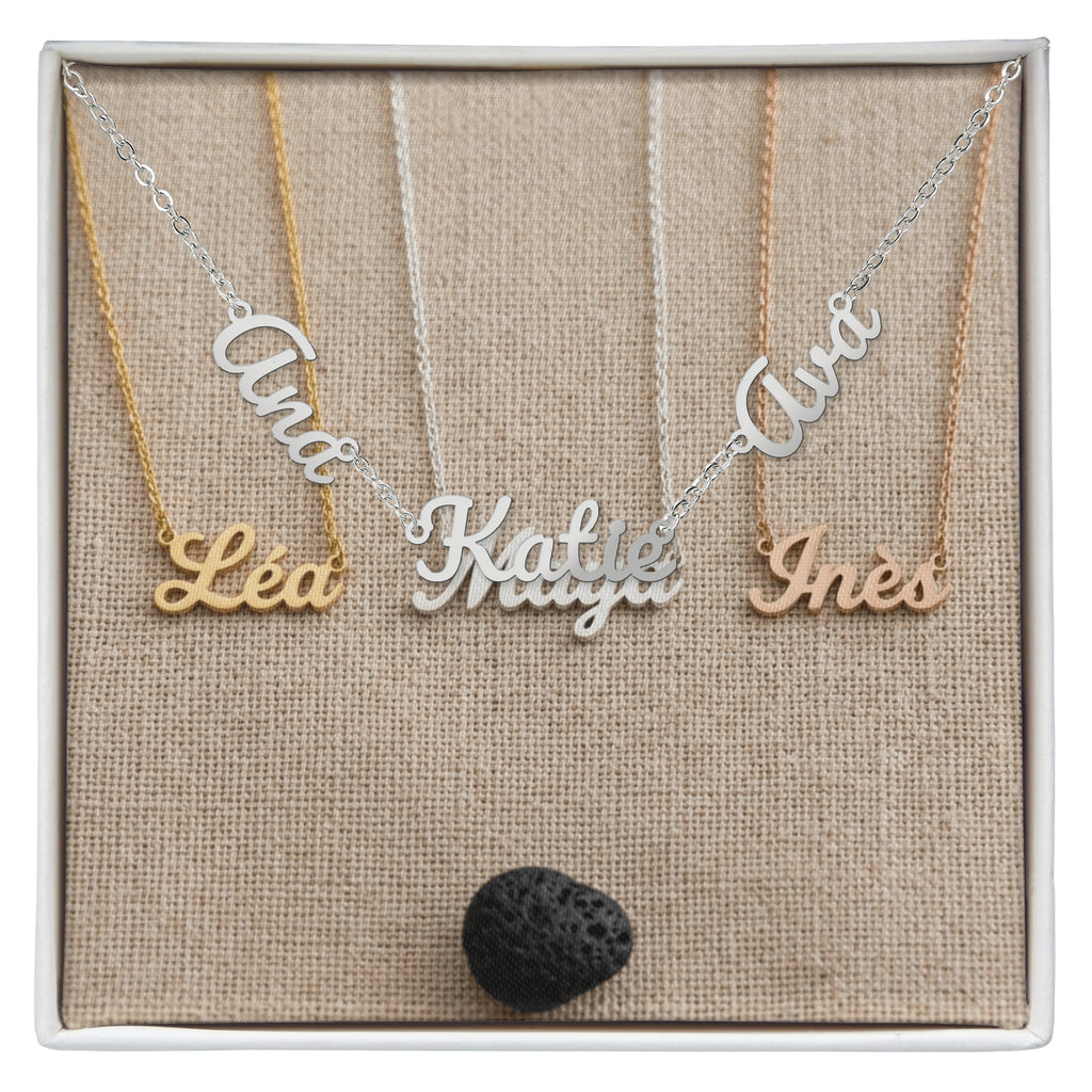 Collier à plusieurs noms