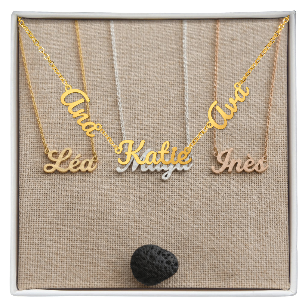 Collier à plusieurs noms